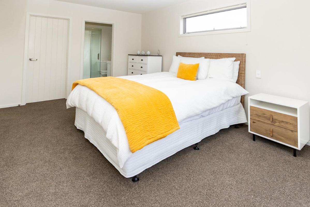 Poppa Pete'S - Te Anau Holiday Home Esterno foto