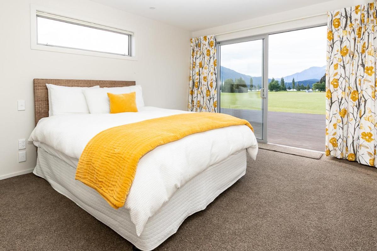 Poppa Pete'S - Te Anau Holiday Home Esterno foto